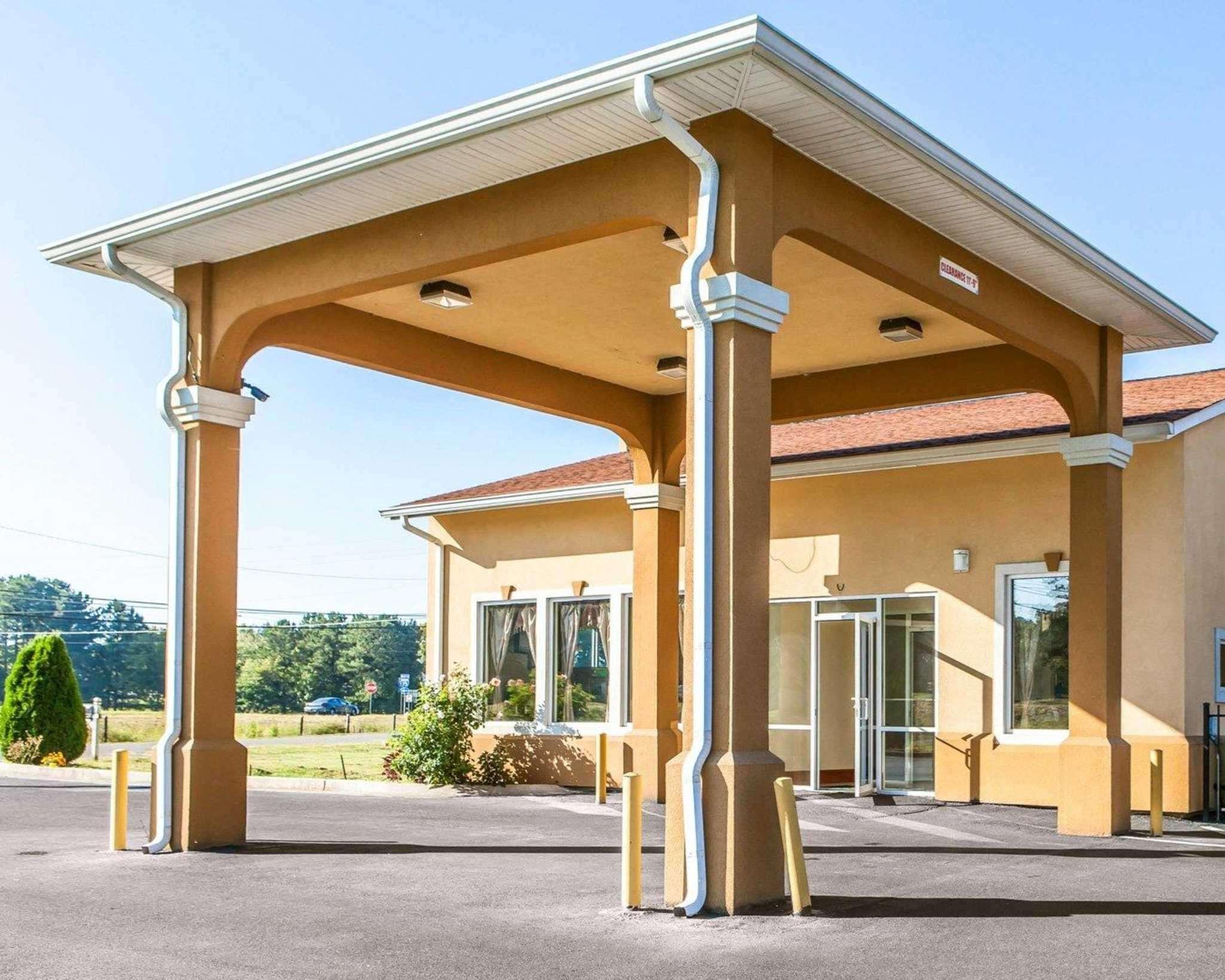Quality Inn & Suites Cartersville Buitenkant foto