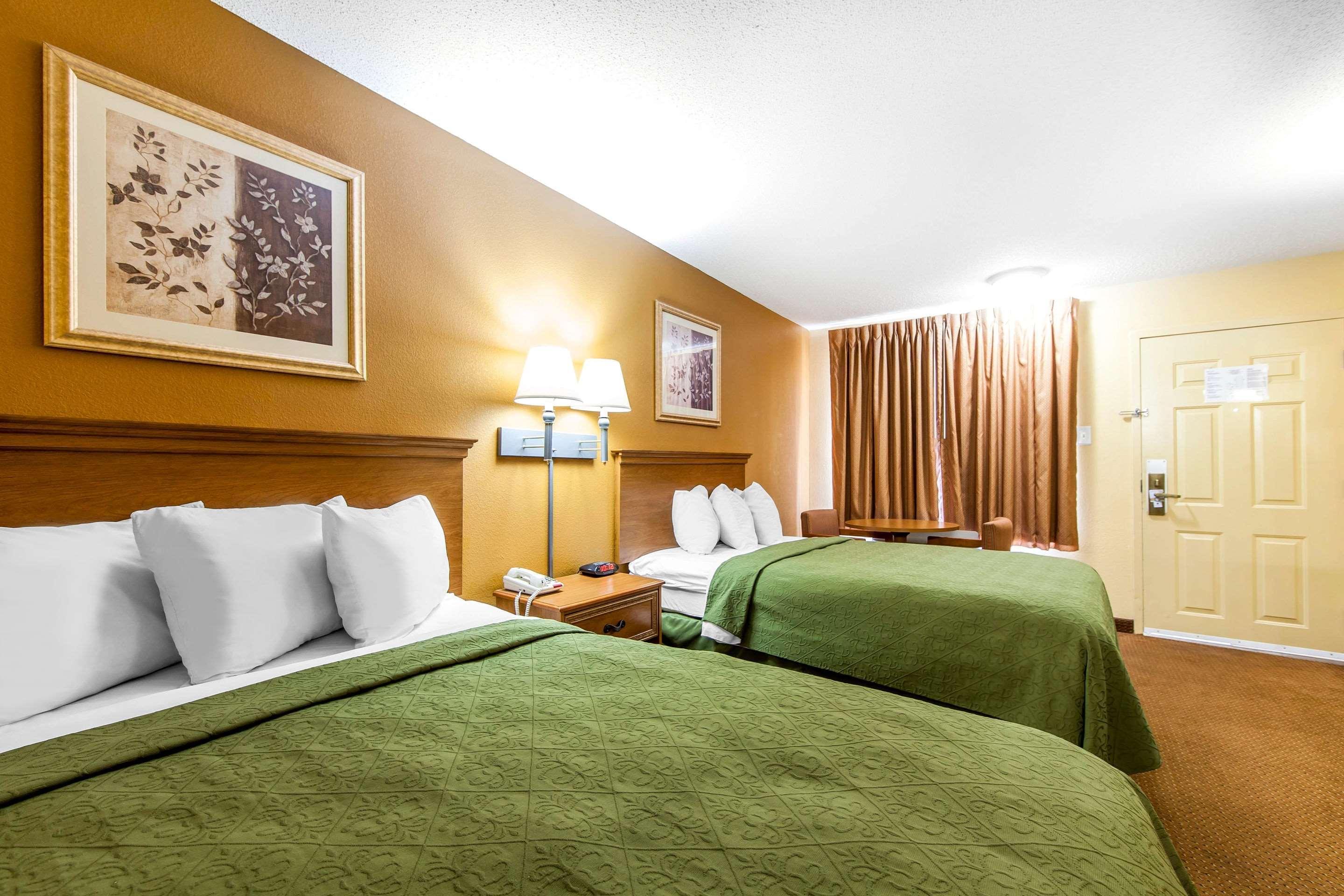 Quality Inn & Suites Cartersville Buitenkant foto