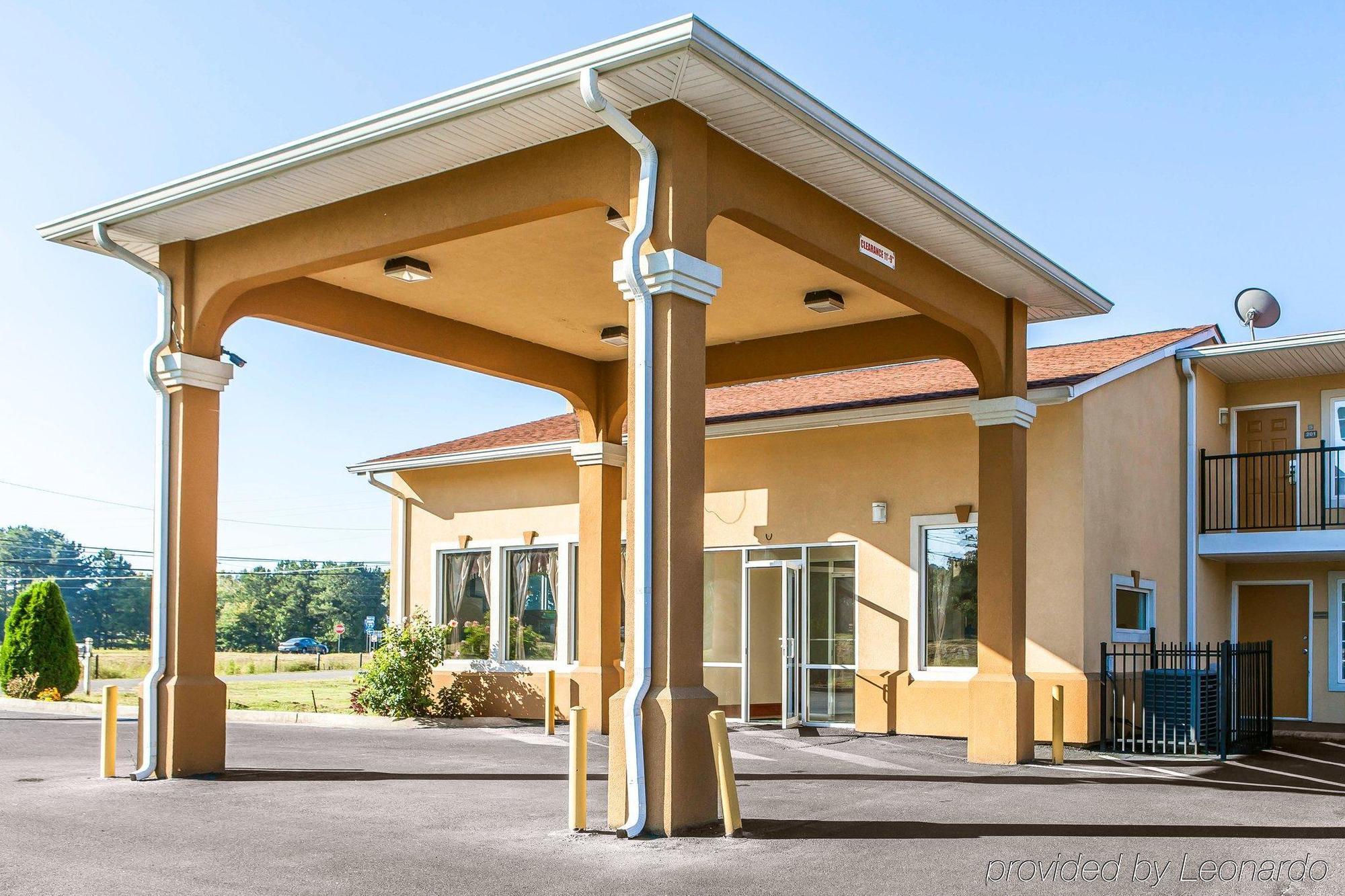 Quality Inn & Suites Cartersville Buitenkant foto