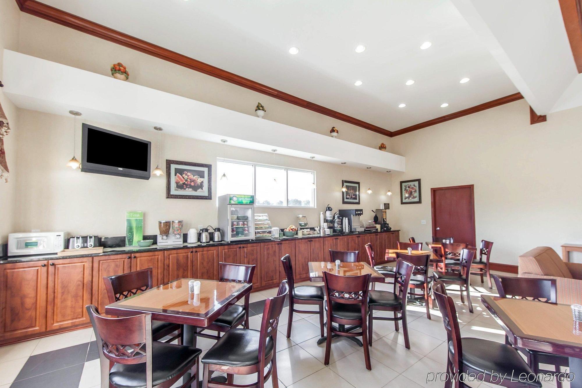 Quality Inn & Suites Cartersville Buitenkant foto