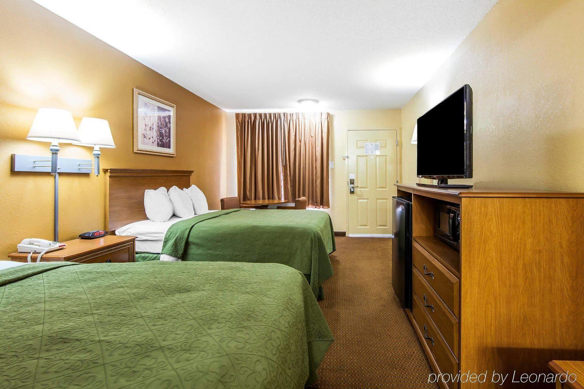 Quality Inn & Suites Cartersville Buitenkant foto