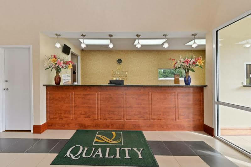 Quality Inn & Suites Cartersville Buitenkant foto
